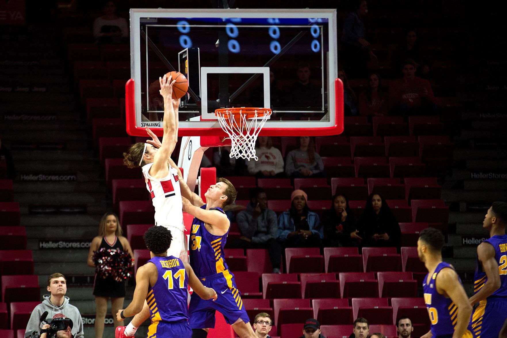 010919-blm-spt-1isuhoops